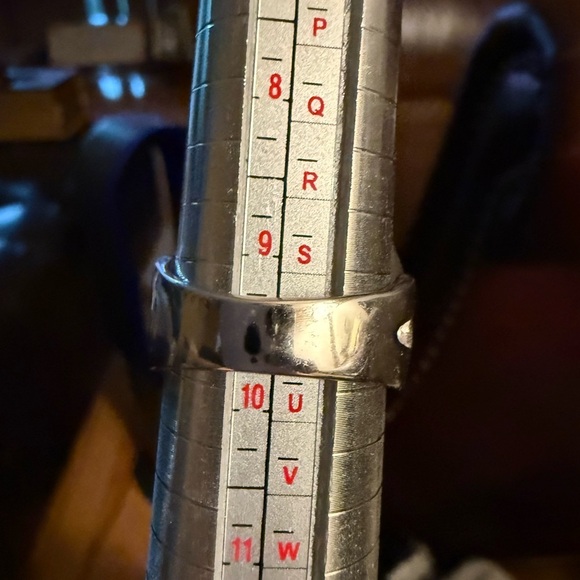 Nolan Miller Silver and Pink Gemstone Glamour Cocktail Ring - Picture 4 of 4